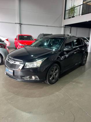 CHEVROLET CRUZE 1.8 LTZ SPORT6 16V FLEX 4P AUTOMÁTICO CHEVROLET CRUZE 1.8 LTZ SPORT6 16V FLEX 4P AUTOMÁTICO